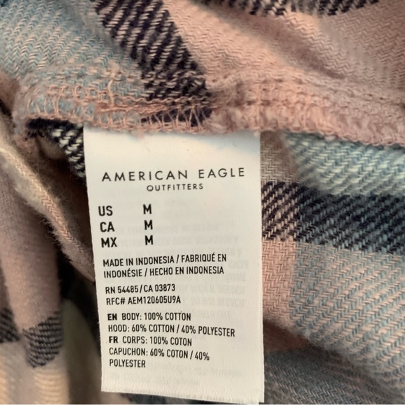 American Eagle Plaid Hooded Flannel π 2 for $40π - Picture 4 of 4